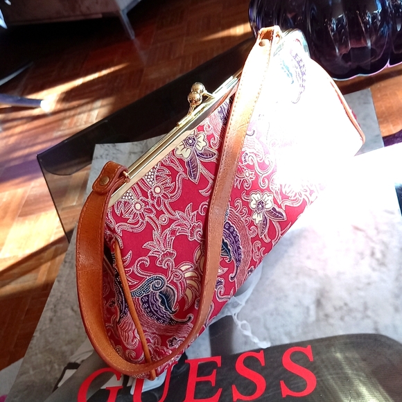 Hand bag - Picture 3 of 7